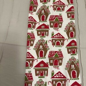 Crate & Barrel Gingerbread House Dish Towel